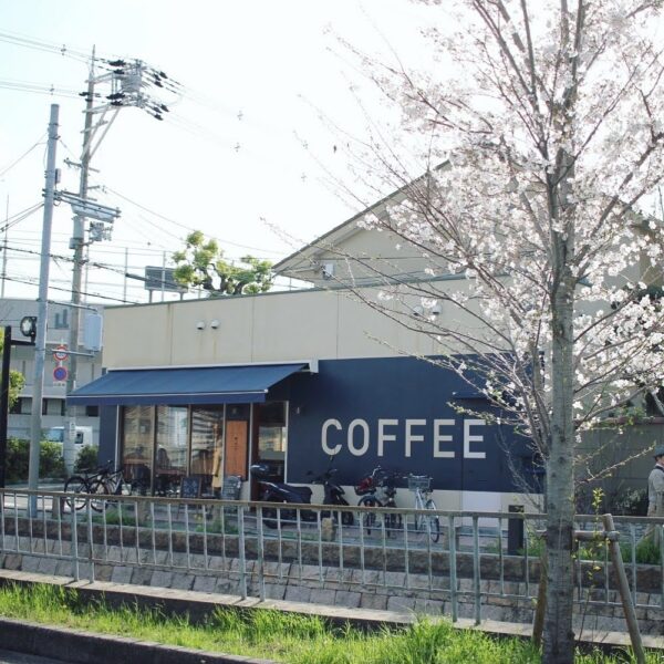 ハチマルコーヒー山本店