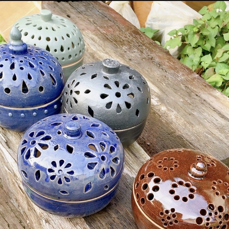 蚊取り線香入れ3